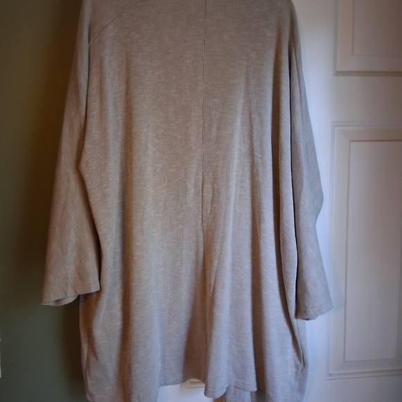 DONNI. Light Gray Ribbed Open-Front Robe Cardigan - Picture 3 of 3